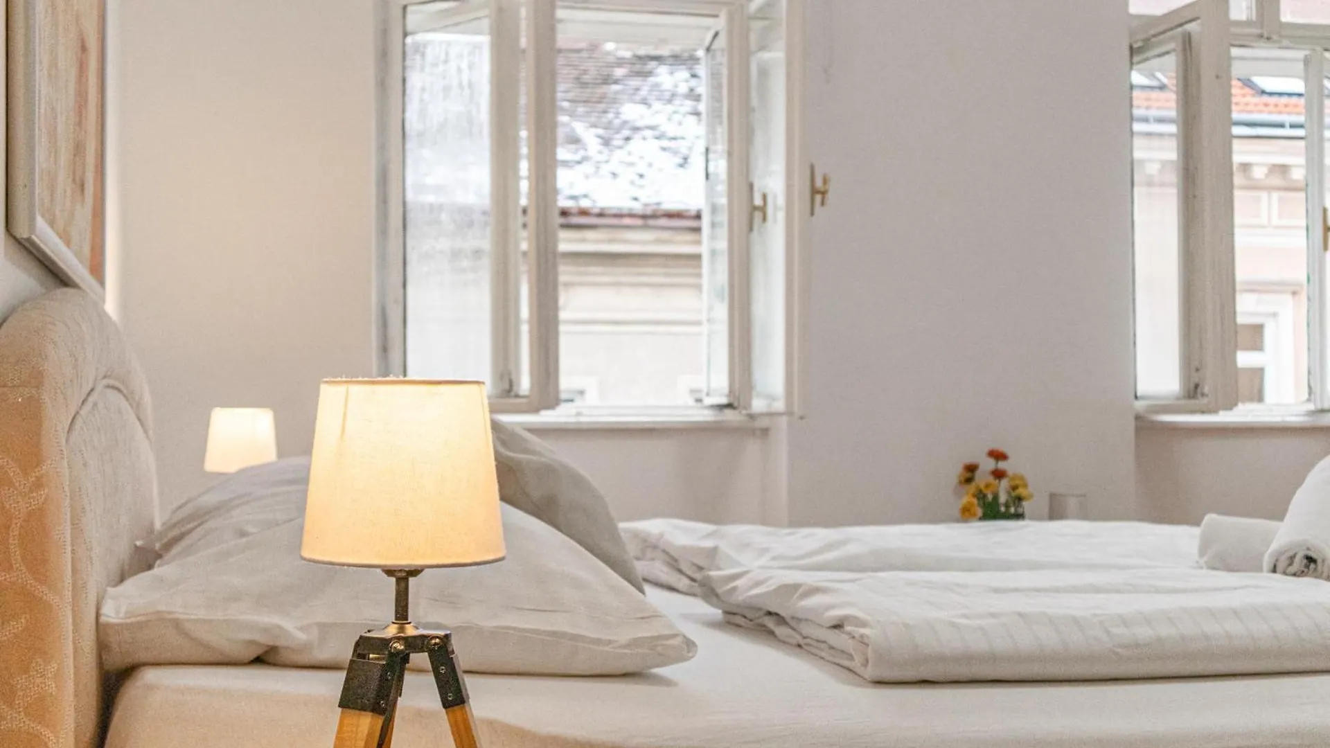 Apartment Budget City Stay - Near Wiener Stadthalle Ideal For Longstays Austria