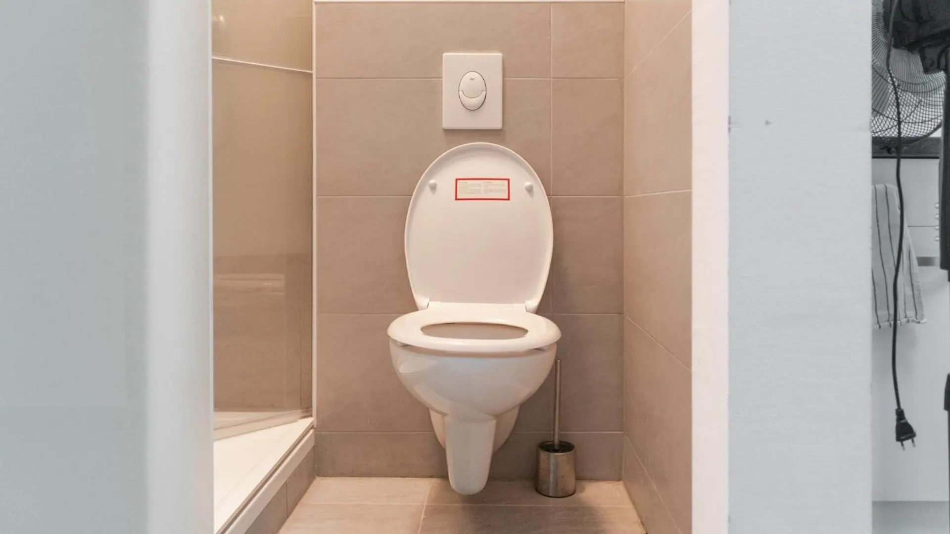 Budget City Stay - Near Wiener Stadthalle Ideal For Longstays